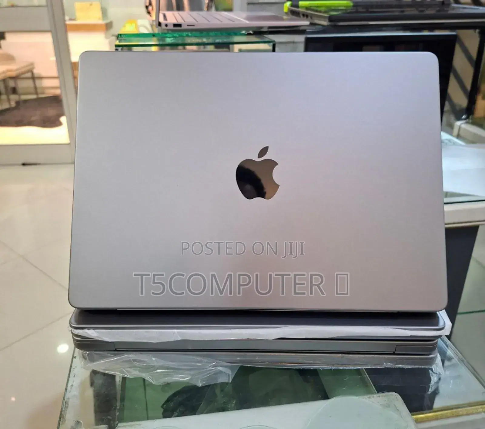 New Laptop Apple MacBook Pro M1 16GB Apple M1 SSD 1T