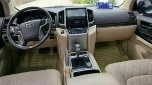 Toyota Land Cruiser 2015 Off white