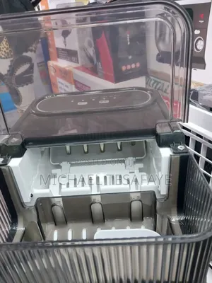 ‎የበረዶ ማምረቻ ማሽን Electric Ice Cube Maker
‎Countertop Machine