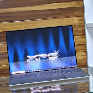 Photo - New Laptop Dell XPS 15 16GB Intel Core I7 SSD 512GB