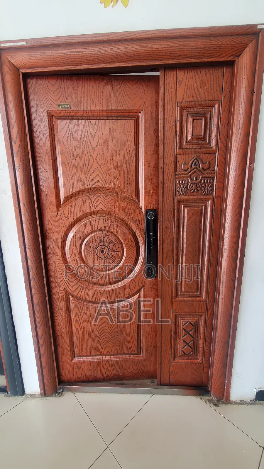 ውብ Imported Doors Victor በር