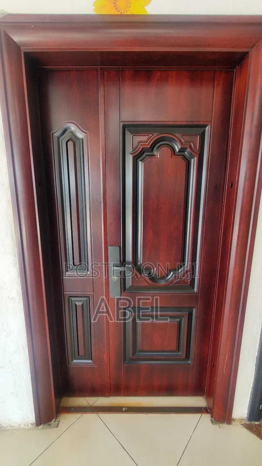 ውብ Imported Doors Victor በር