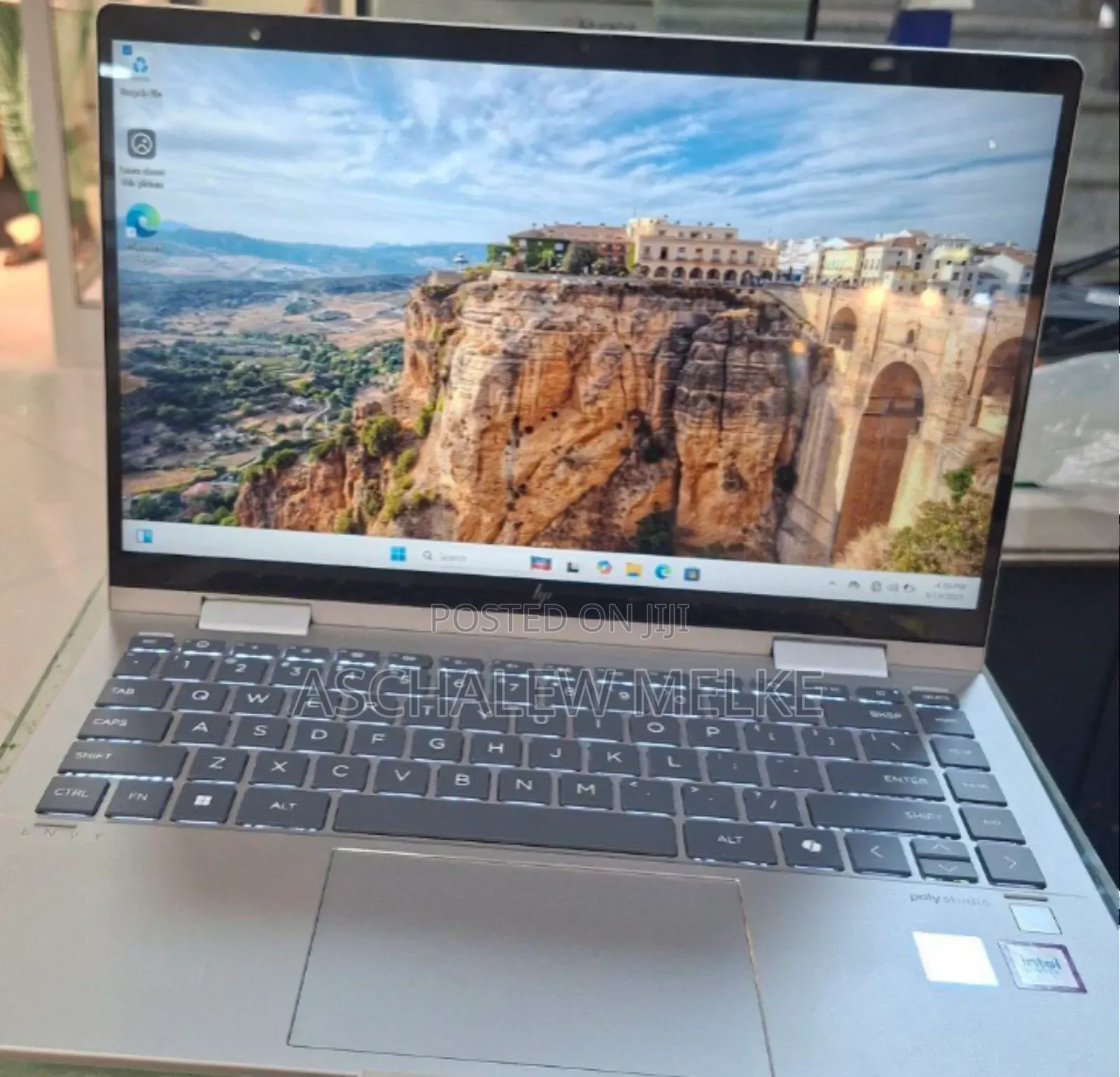 New Laptop HP Envy X360 8GB Intel Core Ultra 5 SSD 512GB