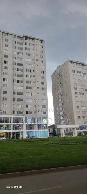 2bdrm Apartment in Eyobyonas Real, Kirkos for sale