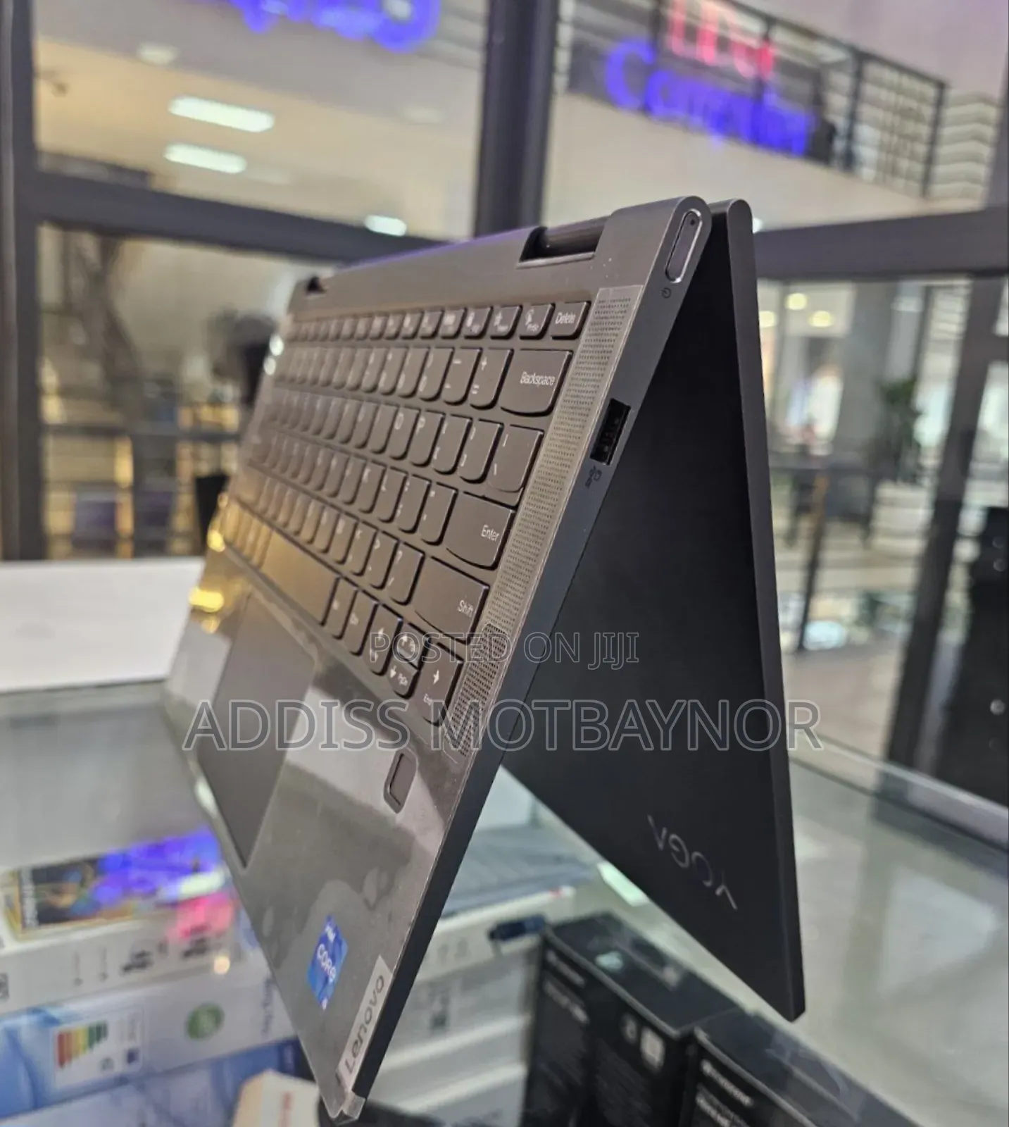 New Laptop Lenovo ThinkPad Yoga 16GB Intel Core I7 SSD 512GB