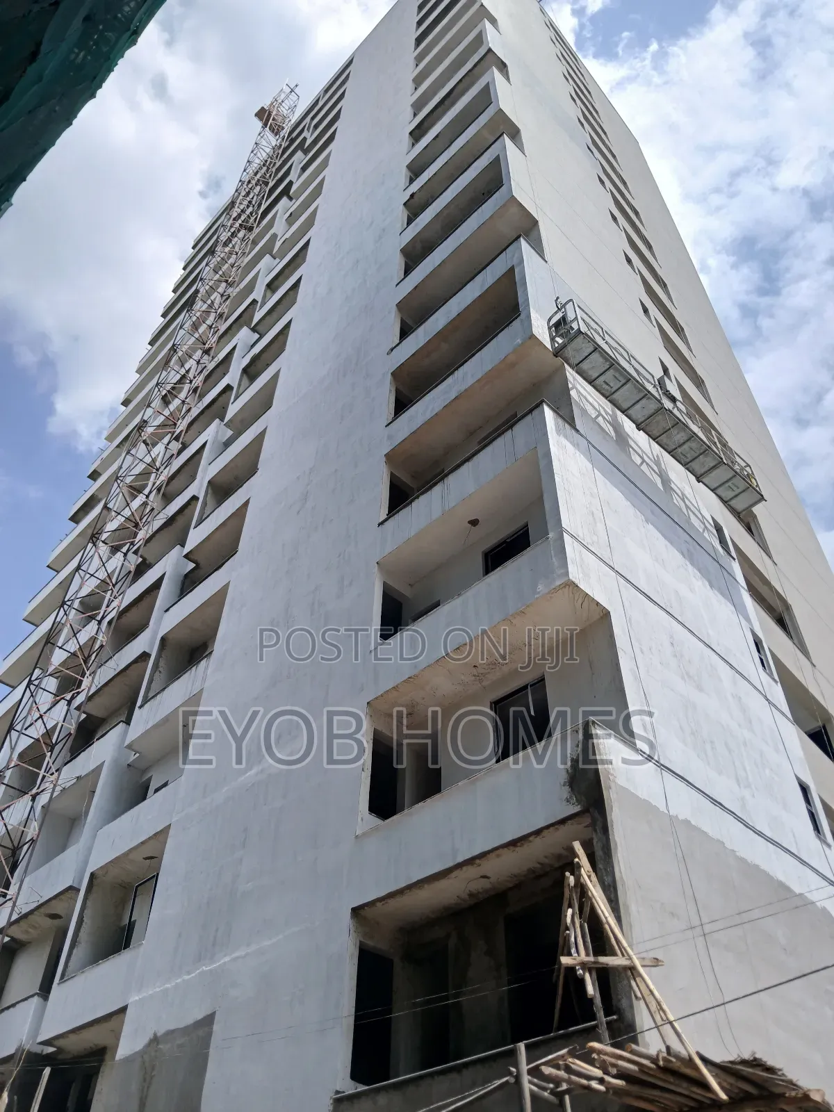 3bdrm Apartment in Visco, Bole for sale