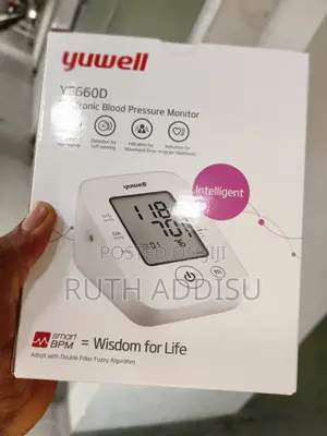 Photo - Digital Blood Pressuer Monitor半年blood Pressure Monitor New