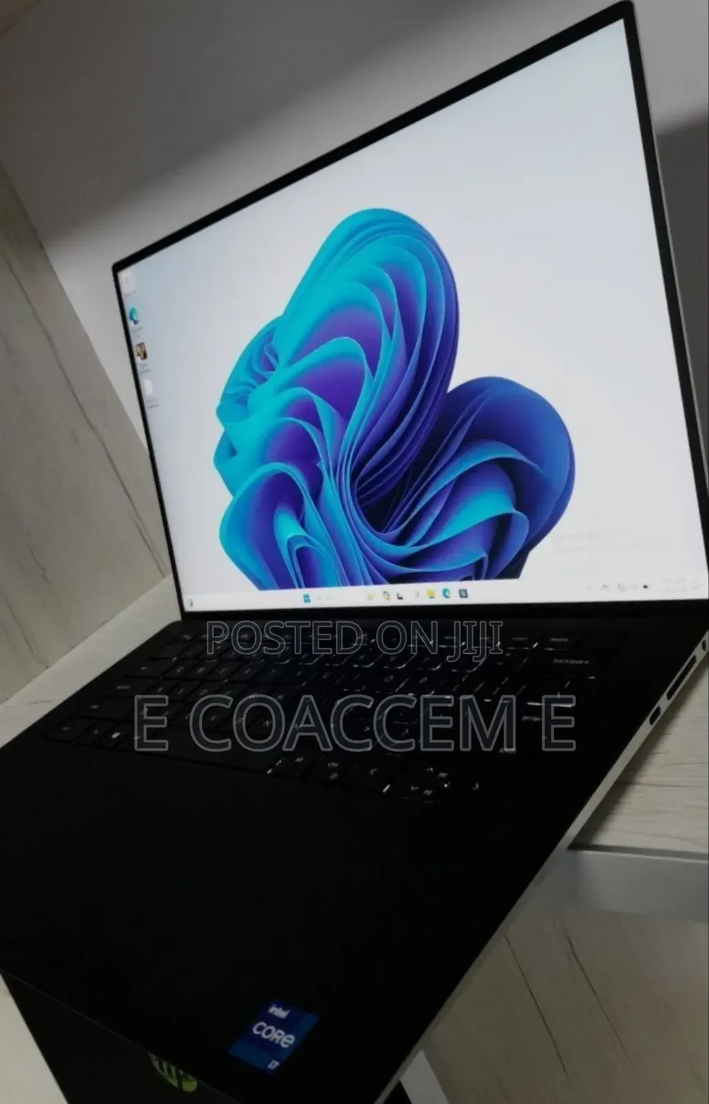 New Laptop Dell 16GB Intel Core I7 SSD 512GB