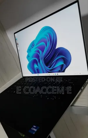 New Laptop Dell 16GB Intel Core I7 SSD 512GB