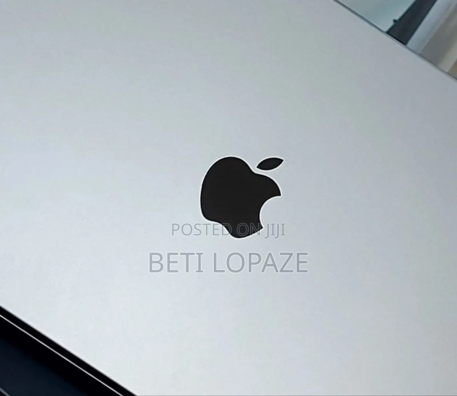 New Laptop Apple MacBook Pro 2021 M1 16GB Intel Core I9 SSD 1T