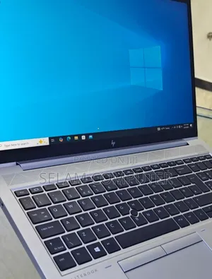 New Laptop HP EliteBook 840 G8 16GB Intel Core I7 SSD 512GB