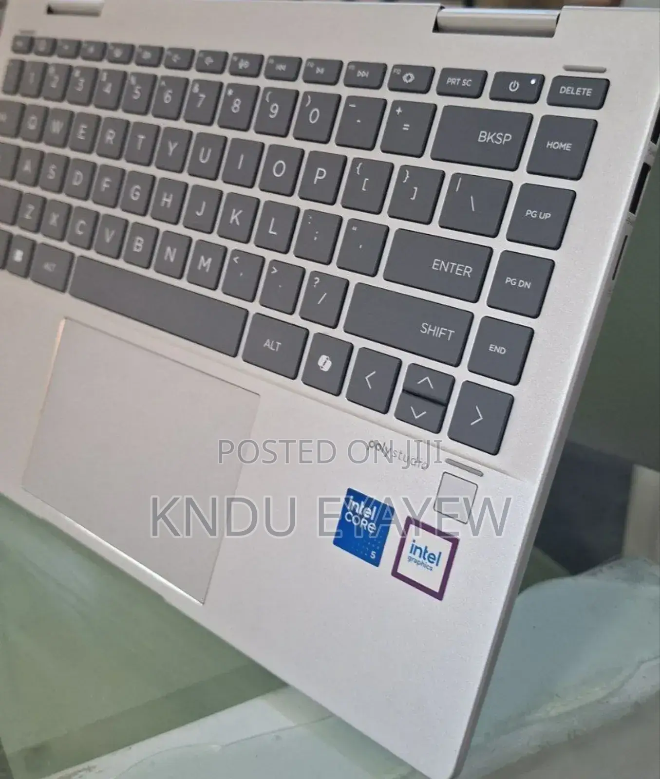 New Laptop HP Envy X360 8GB Intel Core I5 SSD 512GB