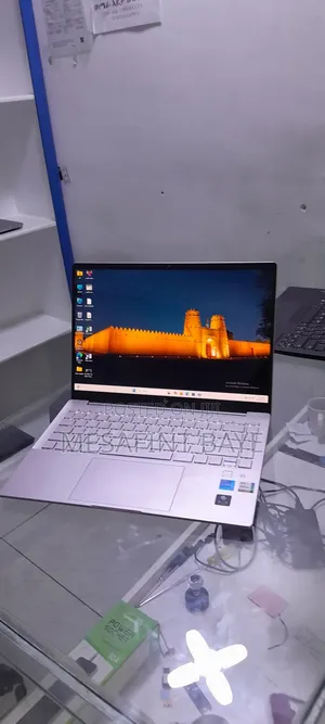 New Laptop HP Pavilion 15 16GB Intel Core I5 SSD 1T
