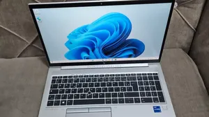 New Laptop HP EliteBook 850 G8 16GB Intel Core I7 SSD 512GB
