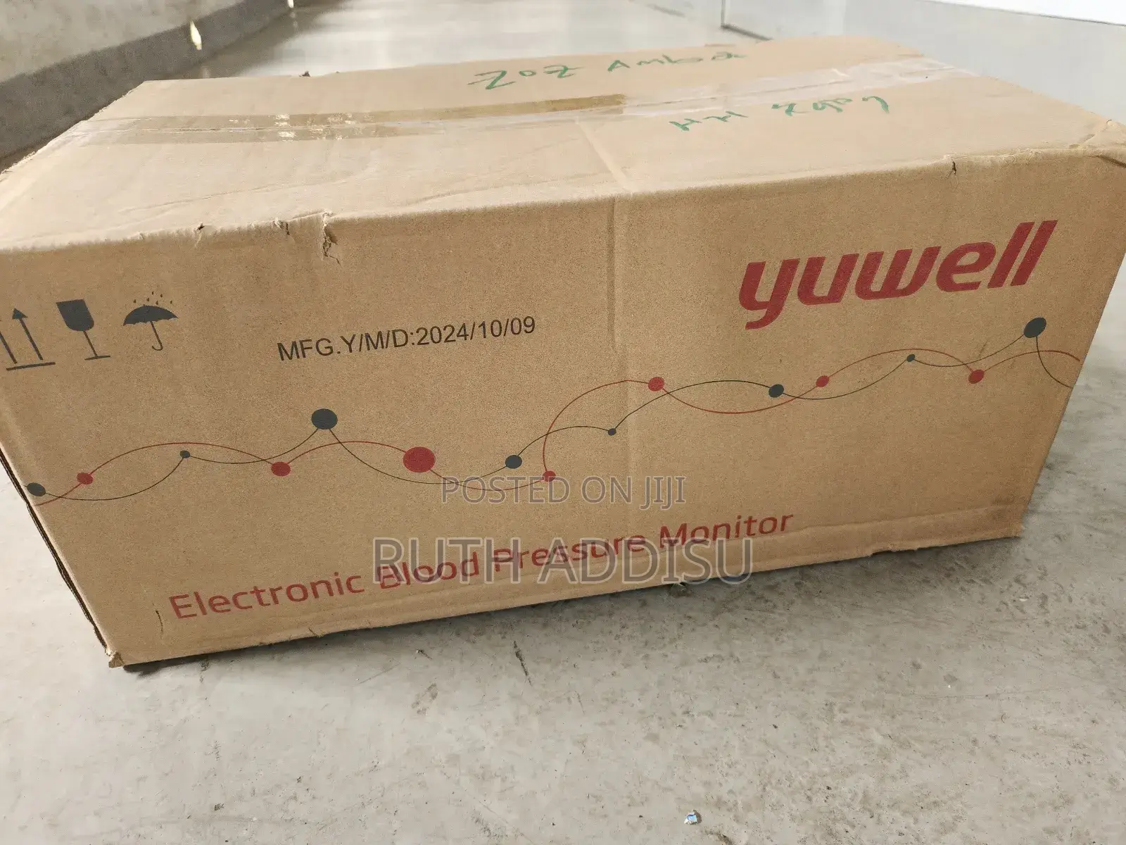 Blood Pressuer Monitor頌讚blood Pressure Monitor瓶口blood Pressu