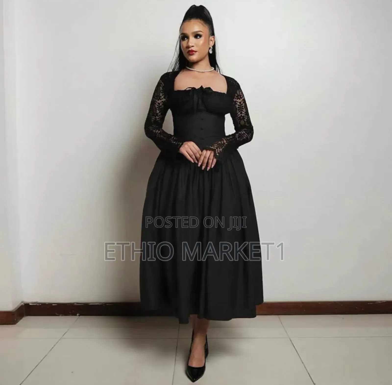 Ladies Dress Black Color Fashionable Dress