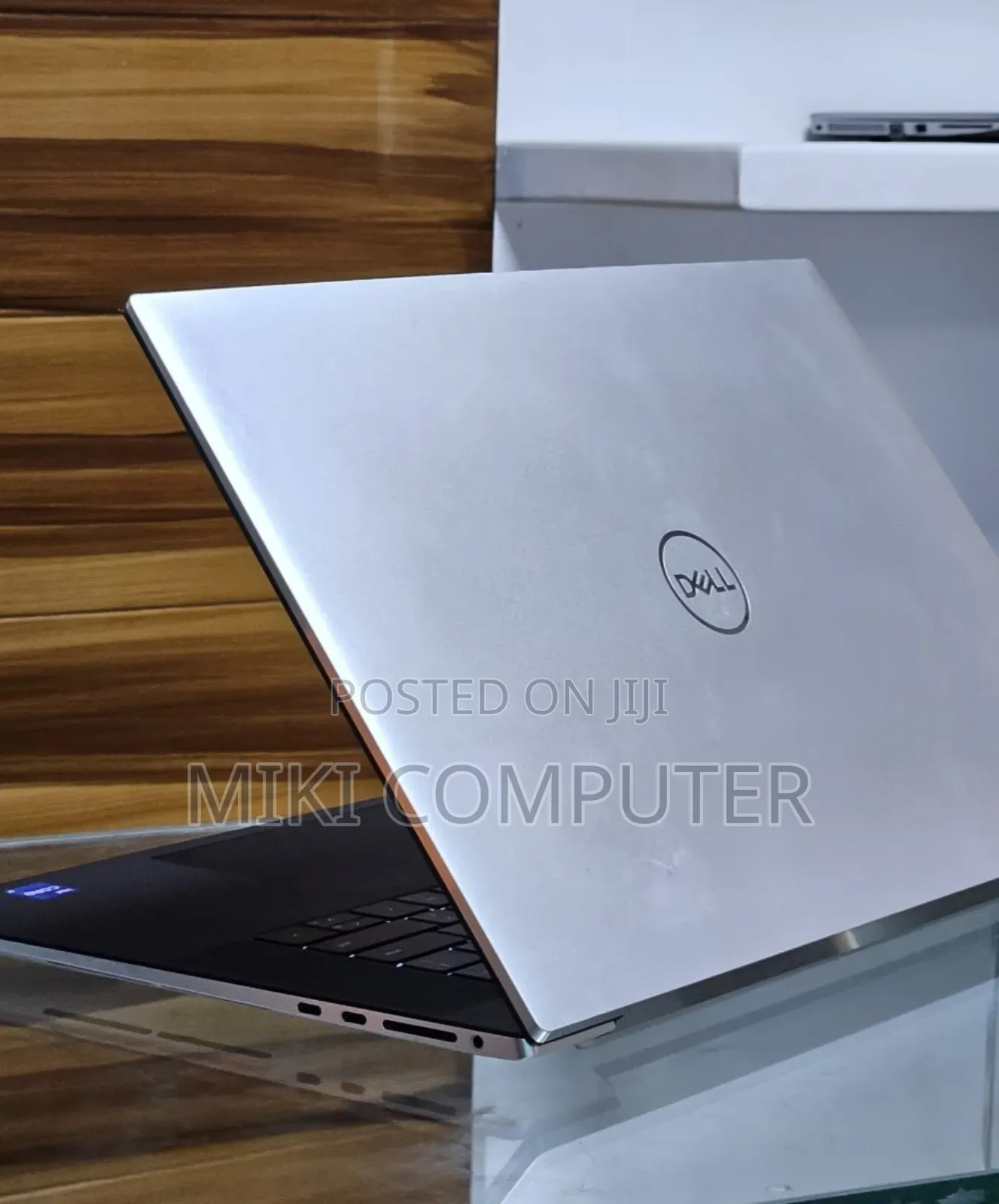New Laptop Dell XPS 15 16GB Intel Core I7 SSD 512GB