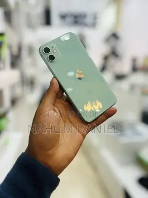 Photo - Apple iPhone 11 128 GB