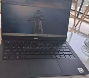 New Laptop Dell XPS 15 8GB Intel Core I5 SSD 512GB