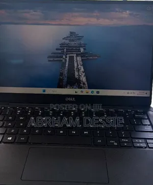 Photo - New Laptop Dell XPS 13 8GB Intel Core I5 SSD 512GB