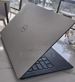 New Laptop Dell 8GB Intel Core I5 SSD 512GB