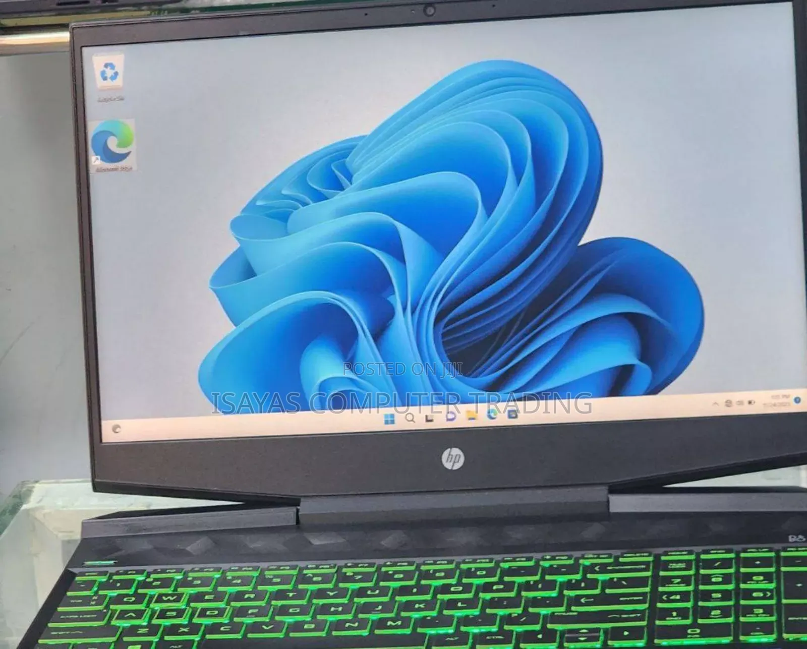 New Laptop HP Pavilion 15 8GB Intel Core I5 HDD 1T