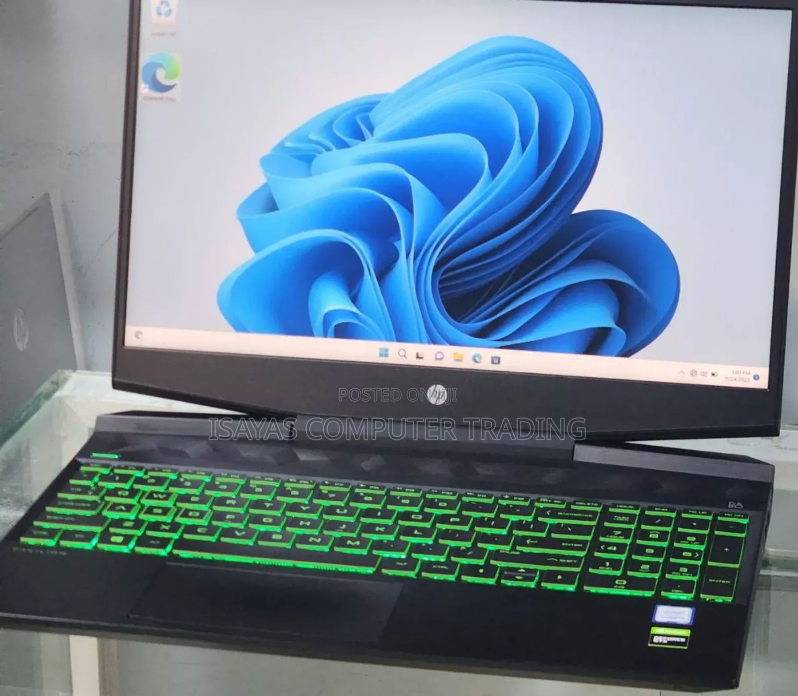 New Laptop HP Pavilion 15 8GB Intel Core I5 HDD 1T