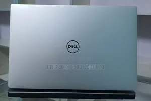 New Laptop Dell XPS 15 8GB Intel Core I5 SSD 512GB