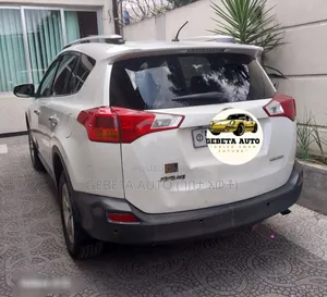 Toyota RAV4 2015 White