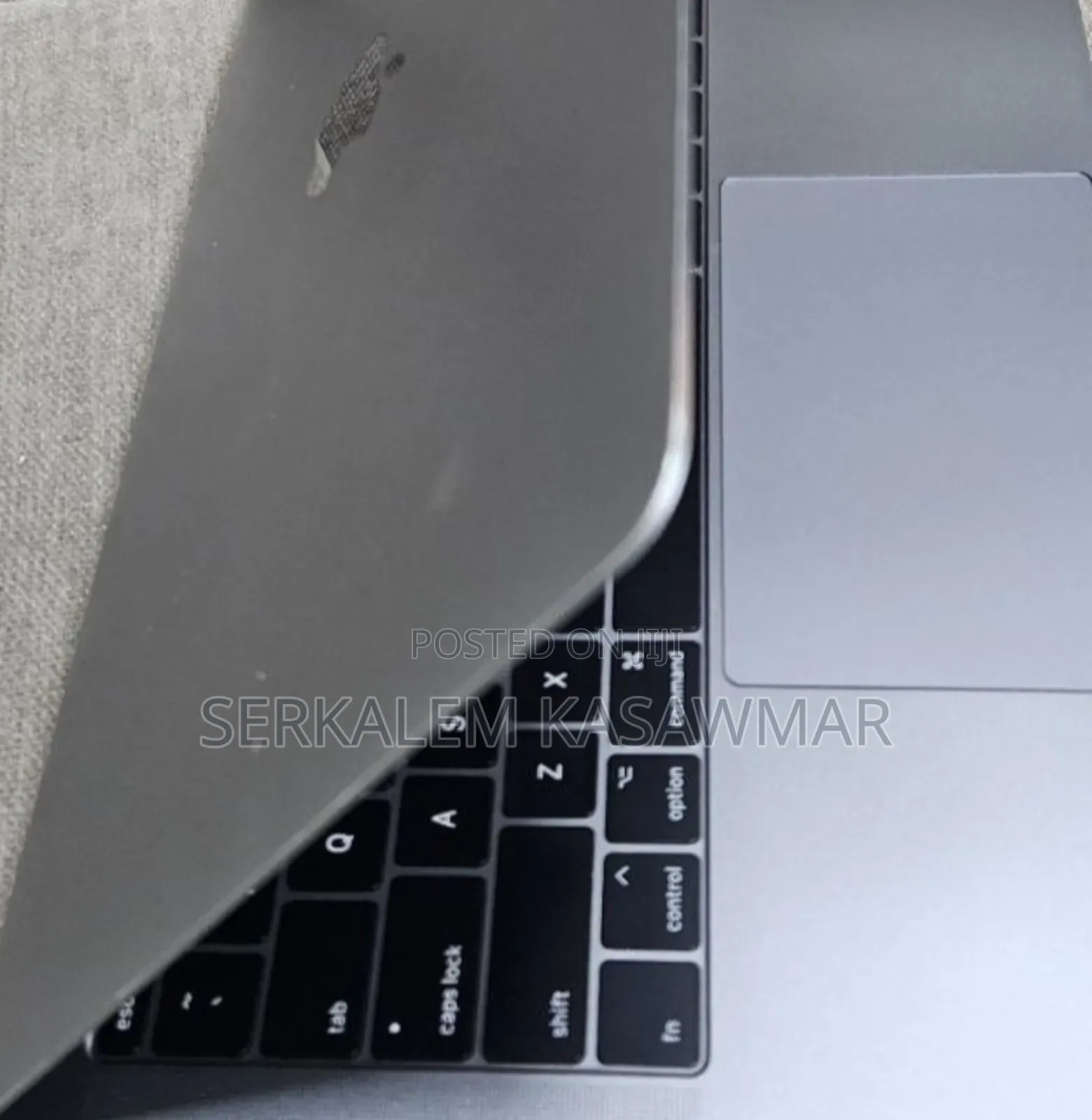 New Laptop Apple MacBook Pro 2017 16GB Intel Core I5 SSD 256GB