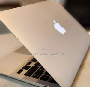 New Laptop Apple MacBook Air 2015 4GB Intel Core I5 SSD 128GB