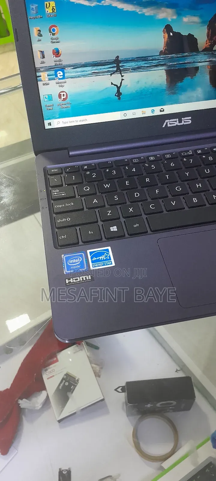 Laptop Asus Vivobook E200HA 4GB Intel Celeron SSD 60GB