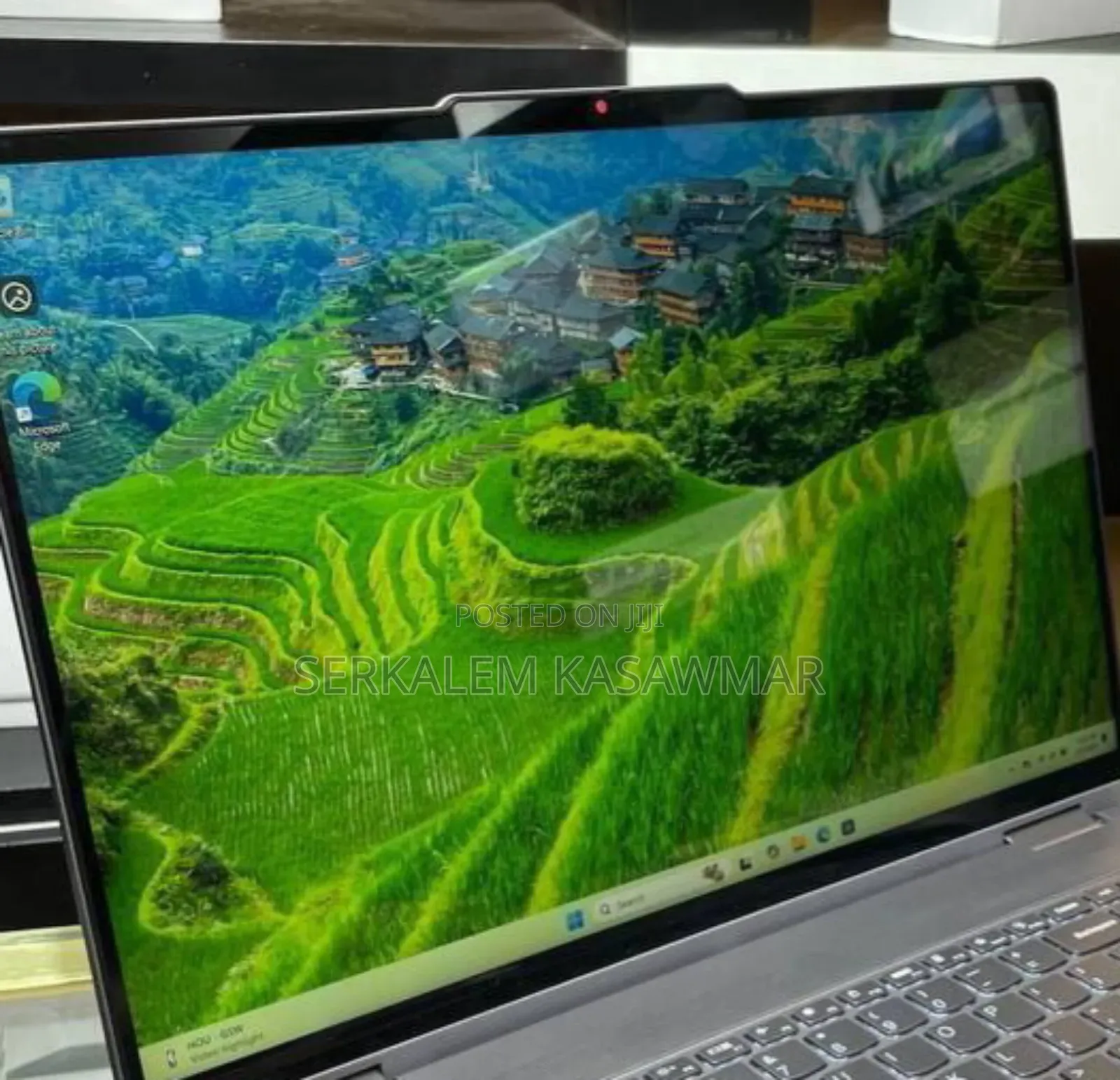 New Laptop Lenovo Yoga 2 8GB AMD Ryzen 5 SSD 512GB