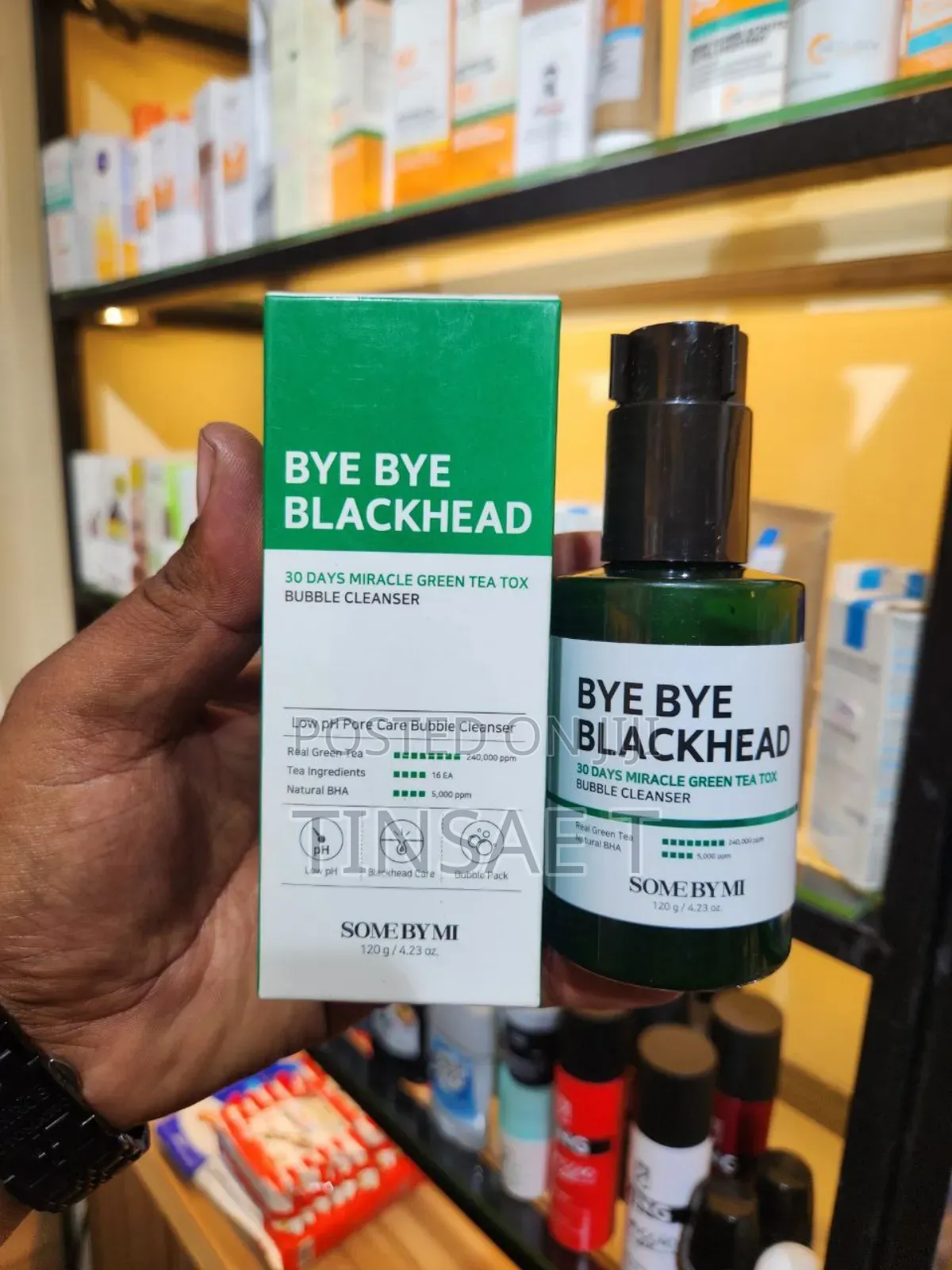 Blackhead 30 Days Miracle Green Tea Tox Bubble Cleanser.