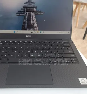Photo - New Laptop Dell XPS 15 8GB Intel Core I5 SSD 512GB