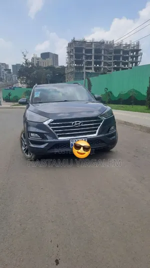 Photo - Hyundai Tucson 2020 Gray