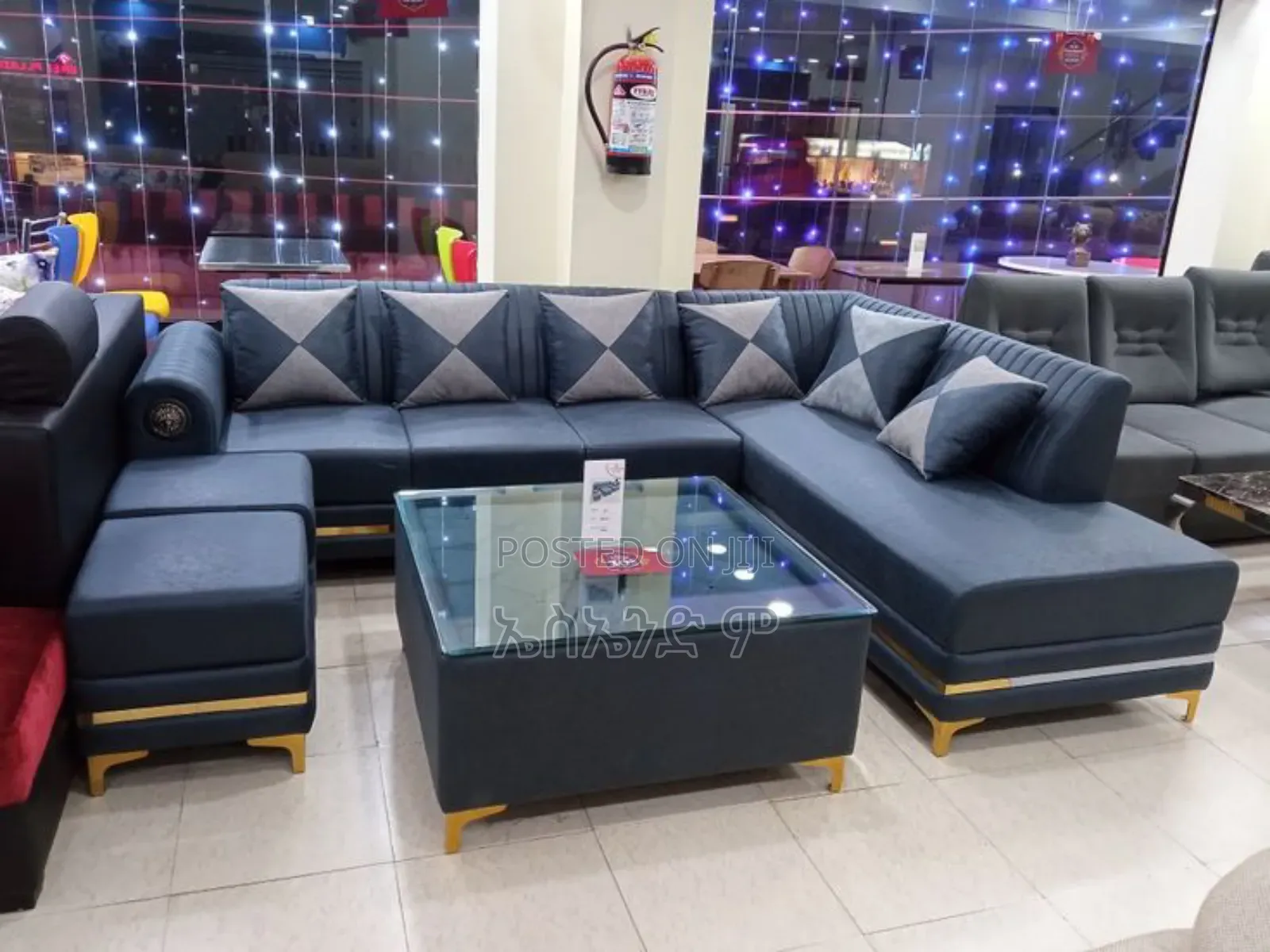 Unit E Sofa With Table Fully Lezar With Table