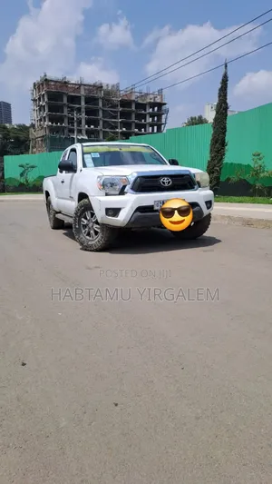 Toyota Tacoma 2014 White