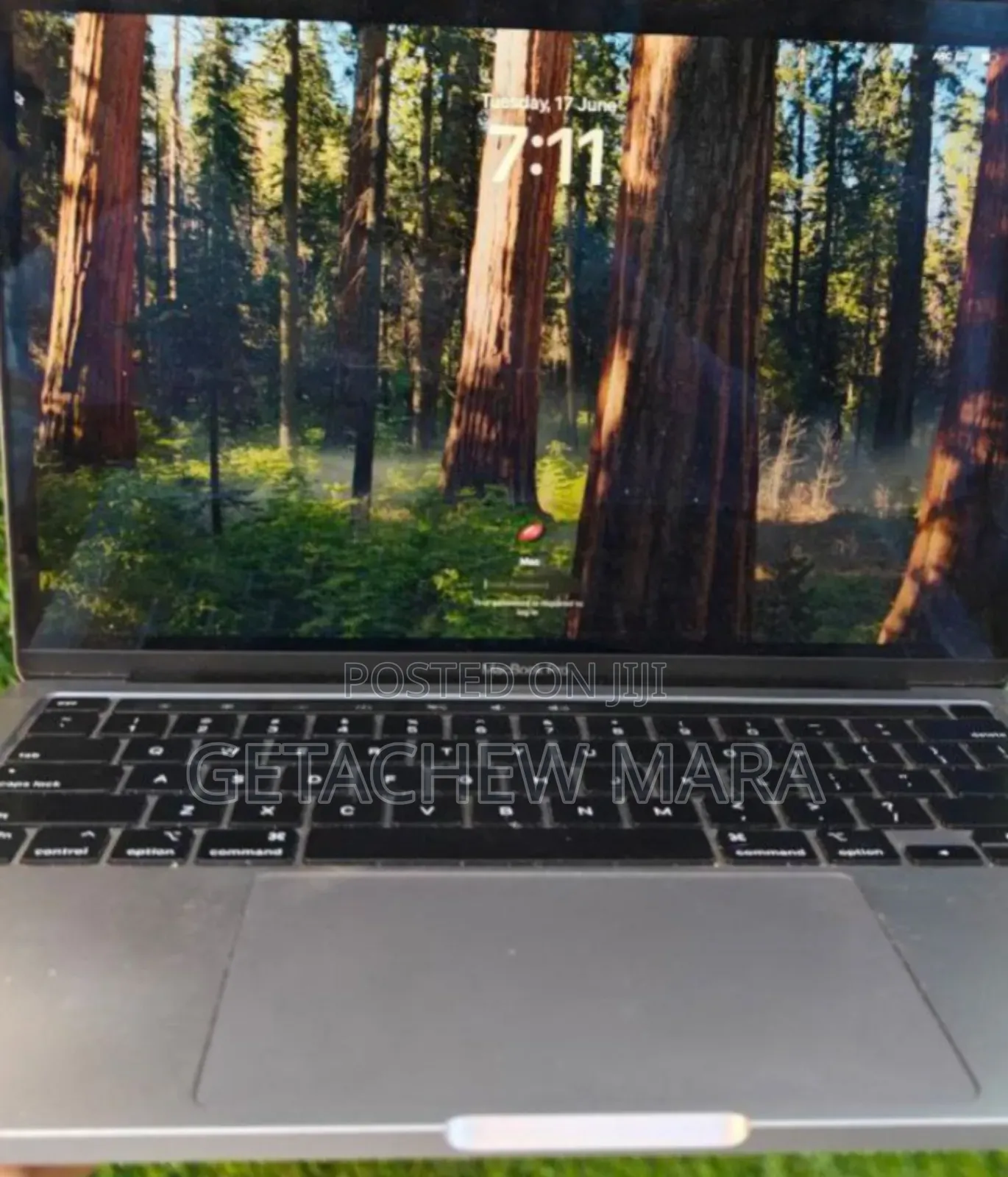 New Laptop Apple MacBook Pro M1 16GB Intel Core I9 SSD 256GB