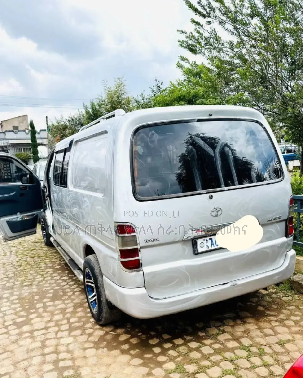 Toyota HiAce 2009 Silver