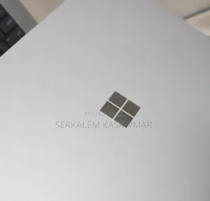 New Laptop Microsoft Surface Book 16GB Intel Core I7 SSD 512GB