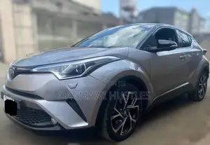 Photo - Toyota C-HR 2019 Silver