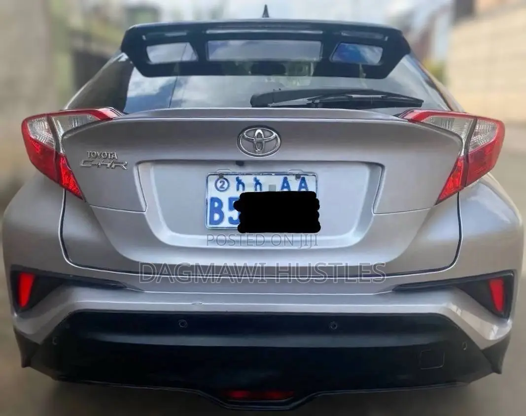 Toyota C-HR 2019 Silver
