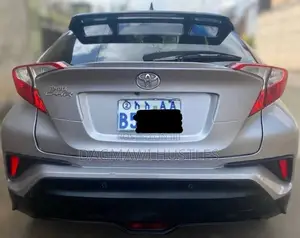 Toyota C-HR 2019 Silver