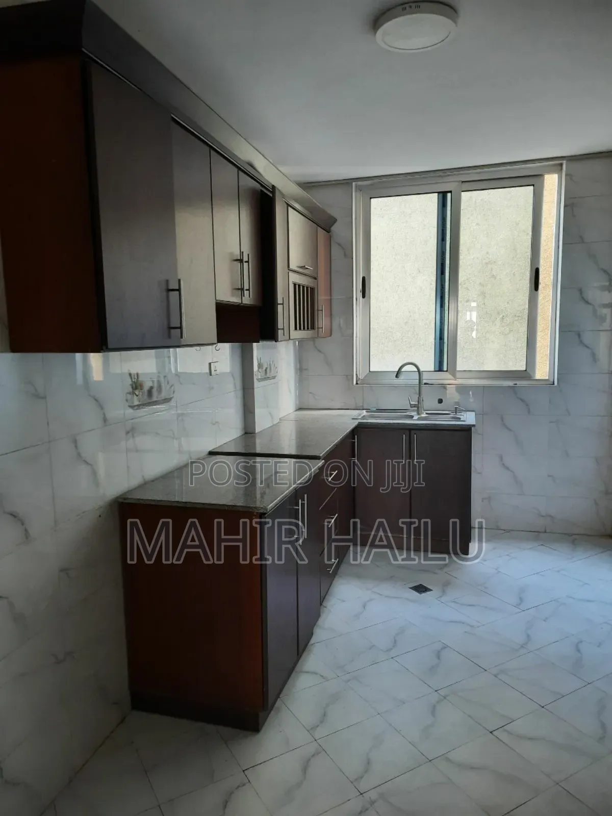 2bdrm Apartment in Real, Bole for rent