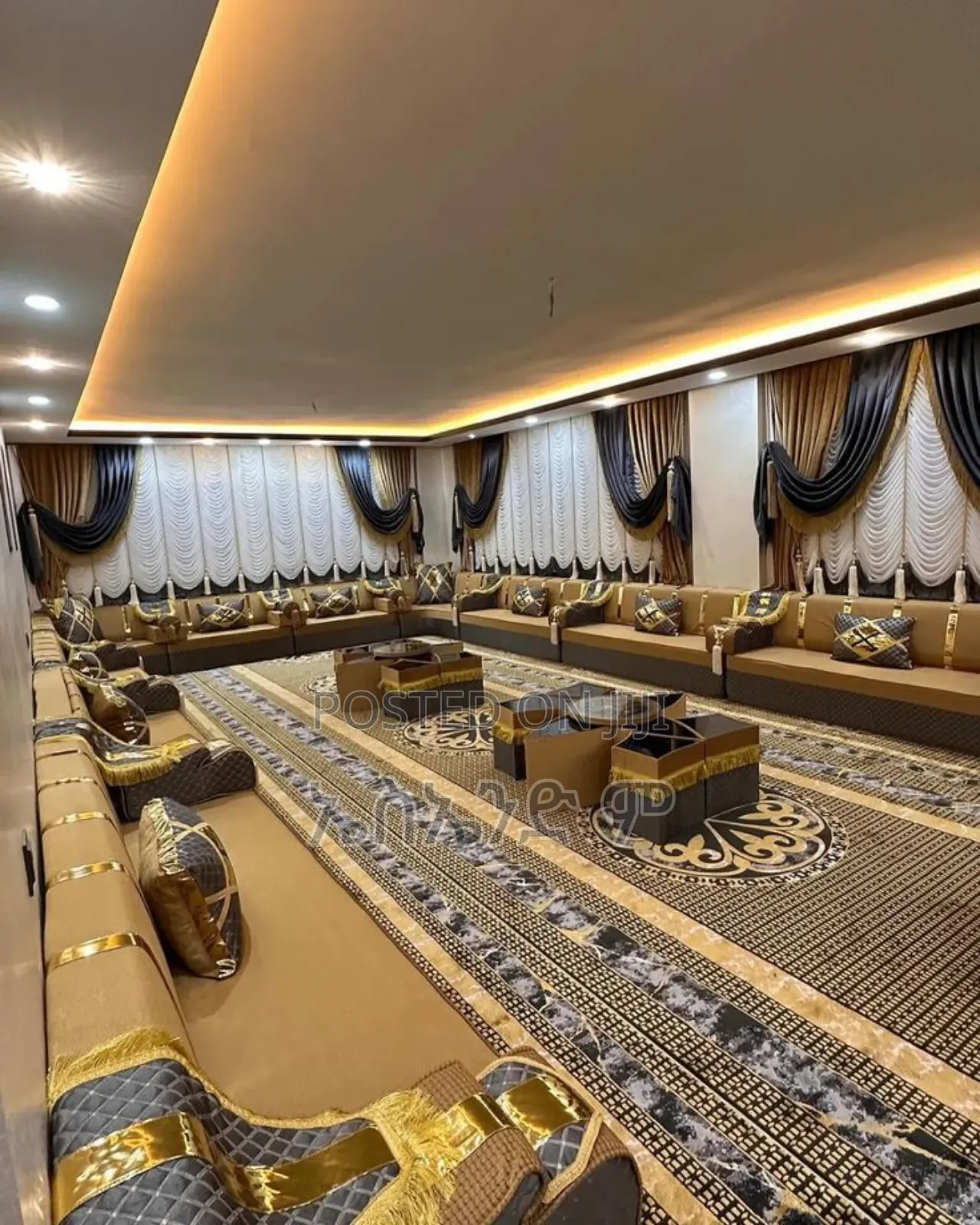 Fully Bonded Arabian Mejles Design