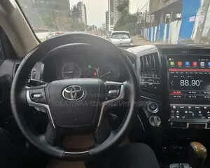 Toyota Land Cruiser 2012 Silver