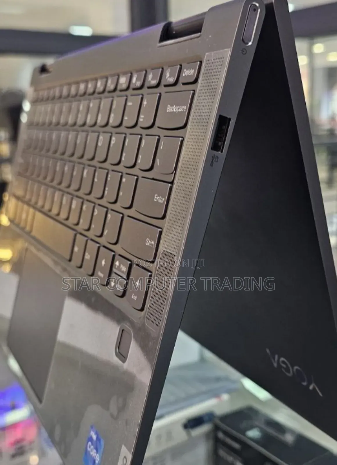 New Laptop Lenovo Yoga 700 8GB Intel Core I5 SSD 512GB