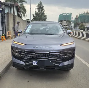 Photo - Jetour Dashing 2023 Gray