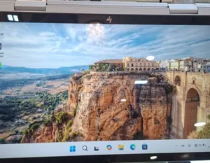 New Laptop HP Envy X360 8GB Intel Core I5 SSD 512GB